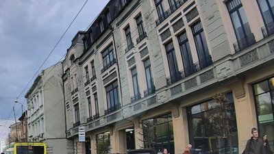 У центрі Львова ліквідують ще одну парковку (ФОТО)