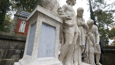 У Львові естетику гробівців на Личакові потрібно буде погоджувати із Вченою радою