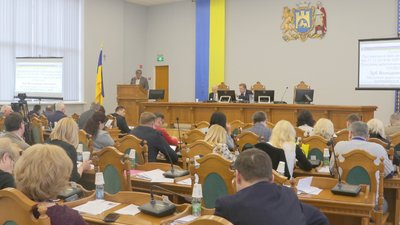 Як депутати Львівської міської ради зібрались на чергову сесію (ФОТОРЕПОРТАЖ)