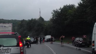 На Львівщині водій-лихач іномарки на польських бляхах спричинив масштабну ДТП: шестеро травмованих