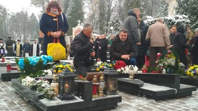 На Личаківському цвинтарі вшанували пам'ять новітніх Героїв