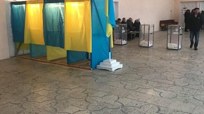На Львівщині у поліцію надійшло 42 повідомлення про можливі порушення виборчого законодавства