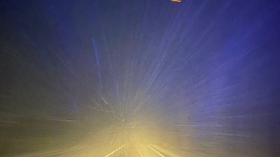 Патрульні Львівщини просять водіїв бути обережними за кермом