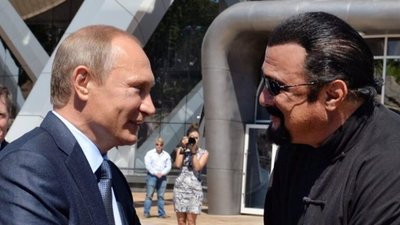 Стівен Сігал став членом російської партії (ВІДЕО)
