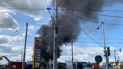 Як у Львові горить локомотивне депо (ФОТО, ВІДЕО)