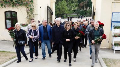 Петро Порошенко приїхав до Львова на похорон Кубіва (ФОТО)