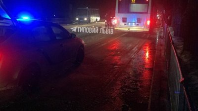 У Львові автомобіль збив дитину (ФОТО)