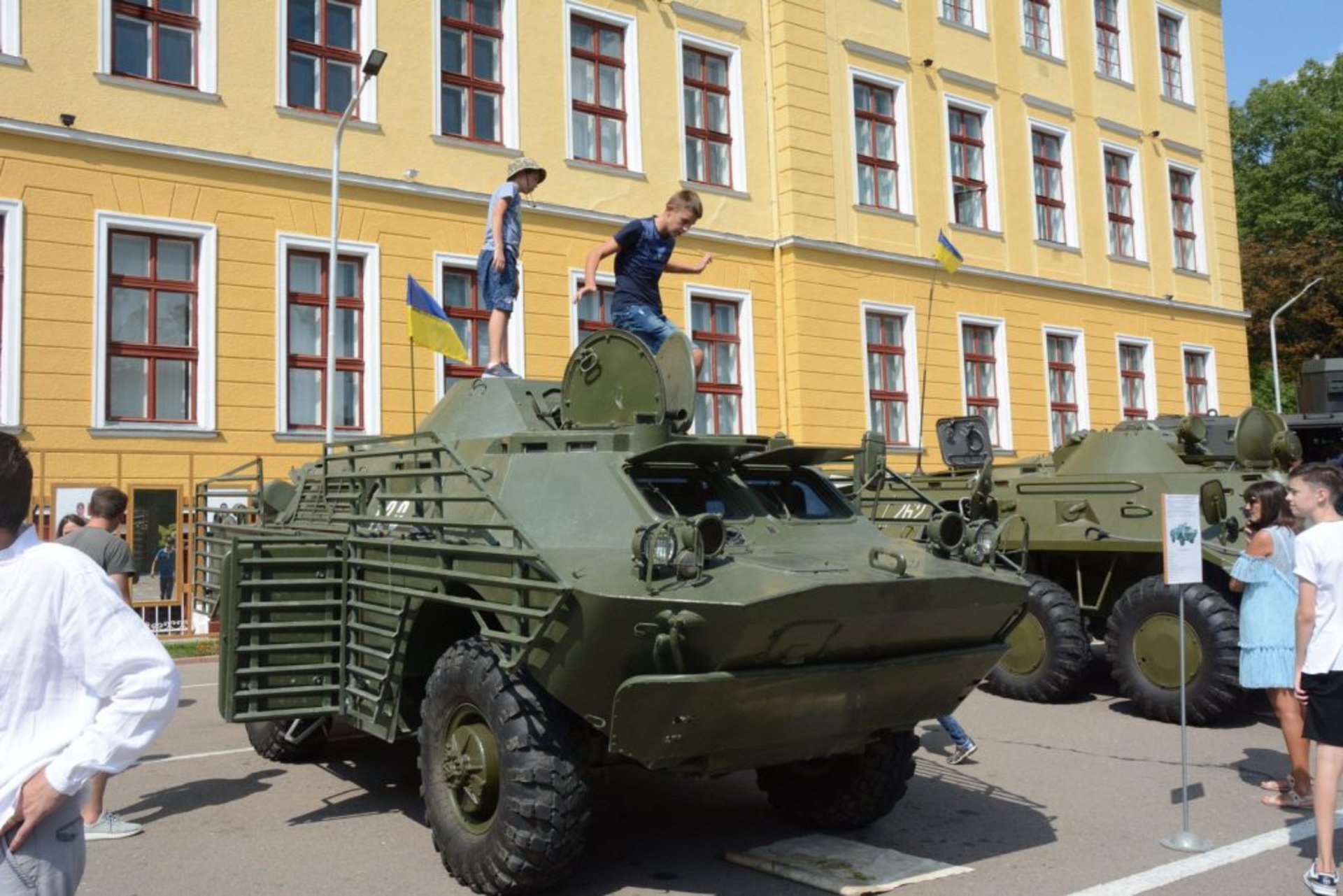 В Академії сухопутних військ організували день відкритих дверей