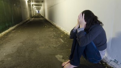В Ірпені росіяни на очах у дівчини зґвалтували маму і молодшу сестру