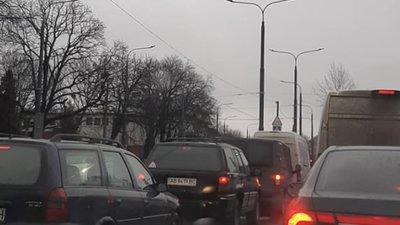 У Львові світлофор на вул. Шевченка паралізував рух транспорту (ФОТО)