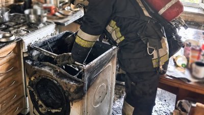 У Львові сталася пожежа через увімкнену пральну машинку
