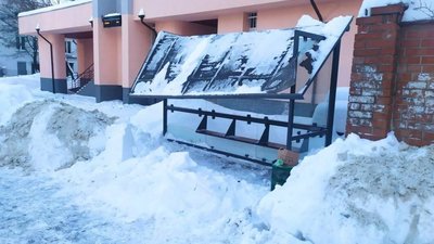 У Садового відмежувались від прибирання снігу у Львові