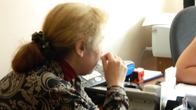 У Дрогобичі муніципали вгамовували підстаркувату хуліганку