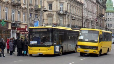 У Львові на Великдень не курсуватимуть автобуси чотирьох маршрутів