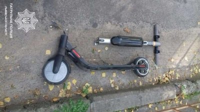 На вулицях Львова вперше трапилось ДТП за участі електросамоката (ФОТО)
