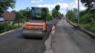 На Львівщині триває капітальний ремонт автошляху Т-14-18 Нижанковичі – Самбір – Дрогобич – Стрий