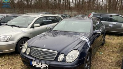 В Україну незаконно ввезли 12 автомобілів