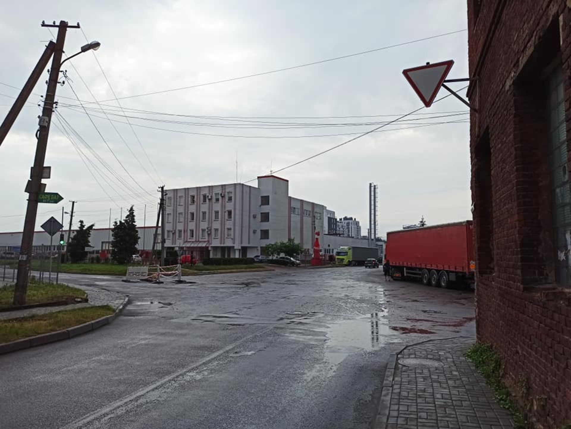 У Львові на перехресті вулиць Бетхорвина, Городницької та Януша пропонують облаштувати міні-кільце малого радіусу, фото Зручне місто