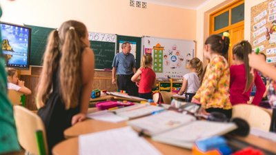 На Львівщині директорка однієї із шкіл постане перед судом через недбальство