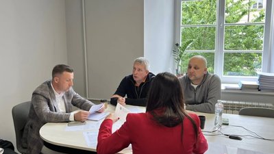 У Львові закуплять 30 нових універсальних машин для прибирання вулиць