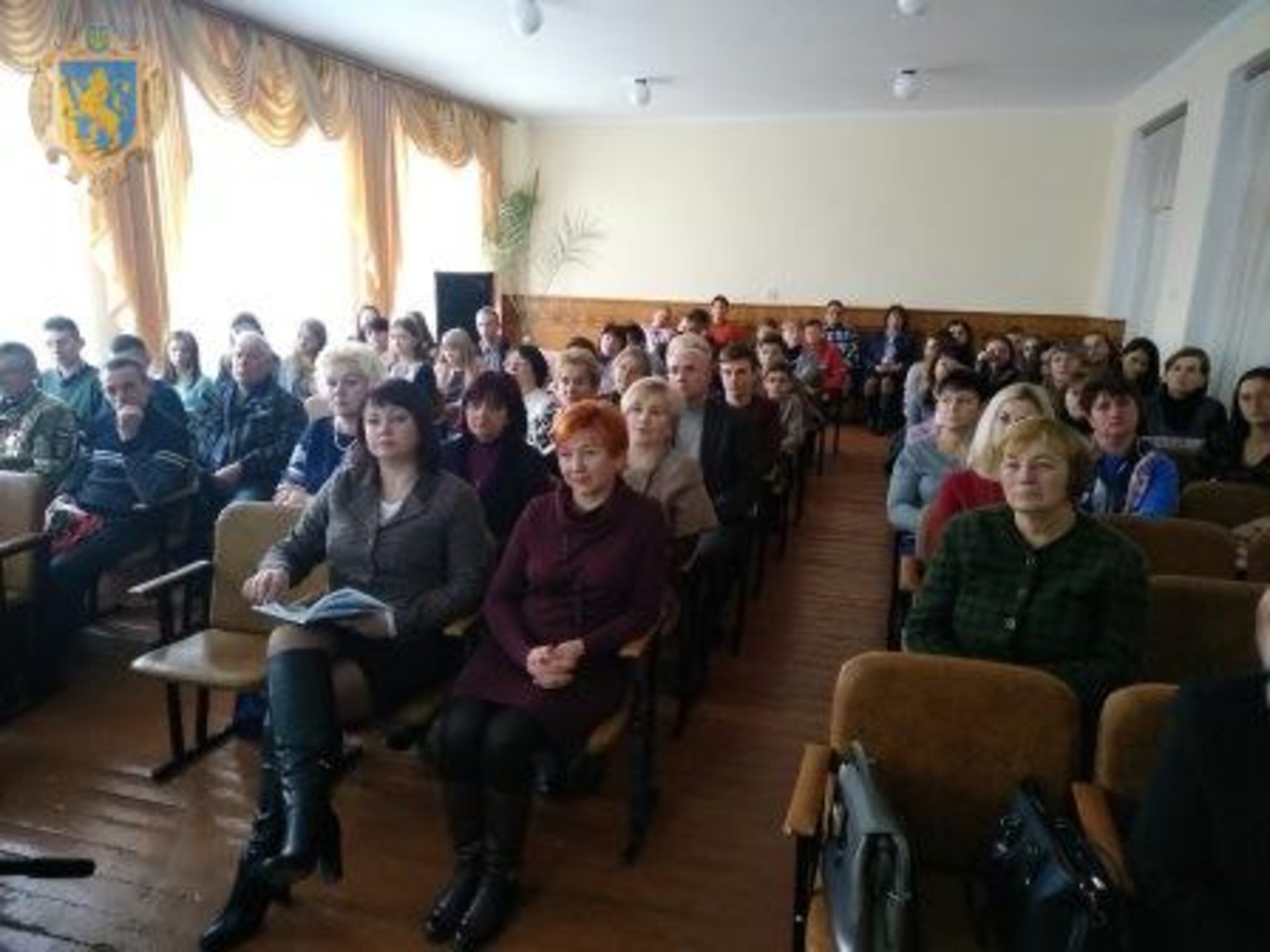 У Буську презентували книгу про сучасних українських Героїв «Воїни миру». Фото: прес-служба ЛОДА.
