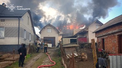 На Львівщині врятували три будівлі (ФОТО)