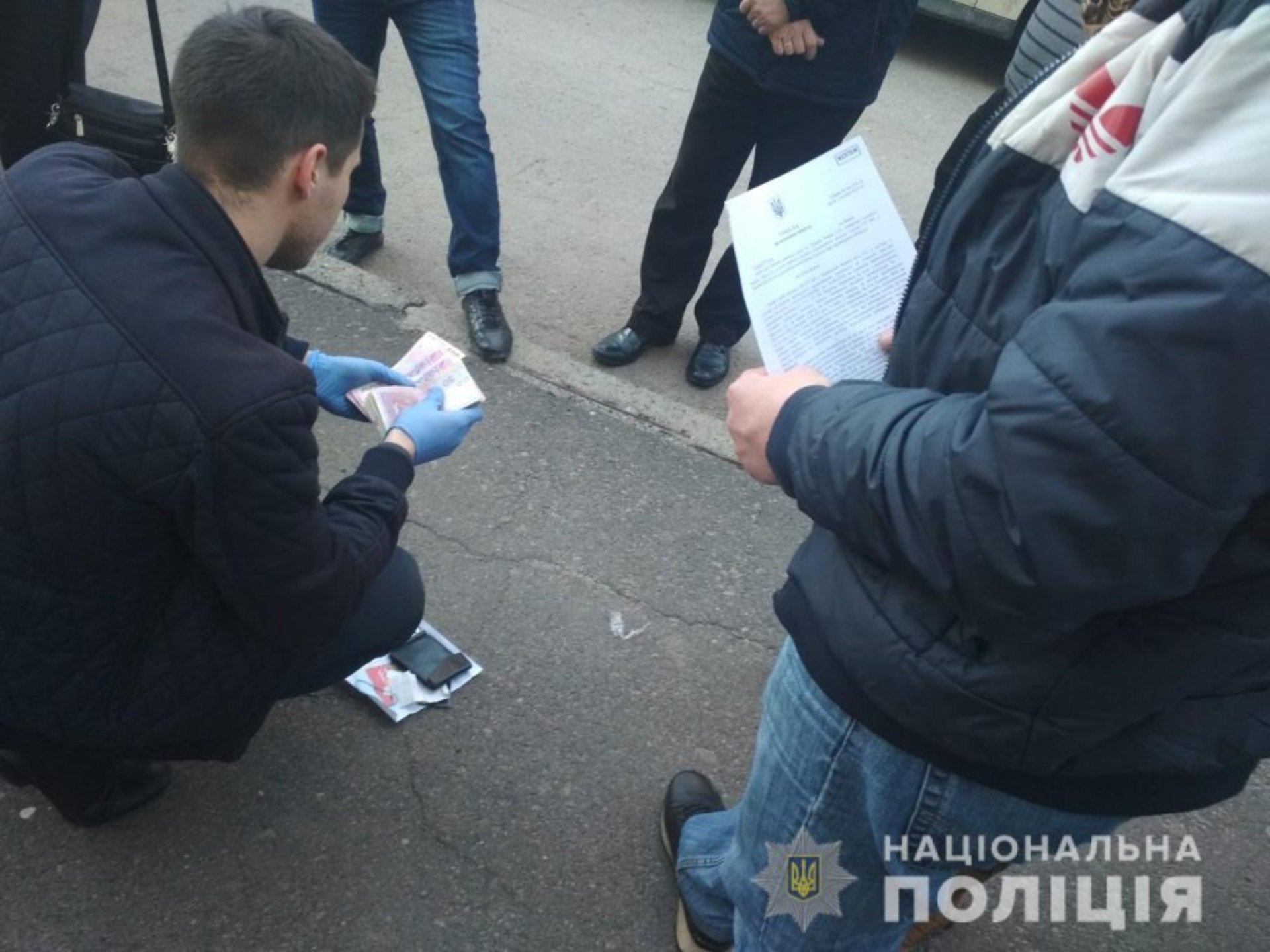У Львові затримали зловмисників, які збували наркотичні засоби та психотропні речовини