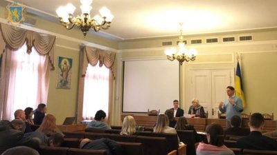 На Львівщині обговорили розвиток ОТГ
