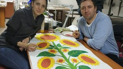 Сцена театру Марії Заньковецької стала гуманітарним центром, актори - волонтерами