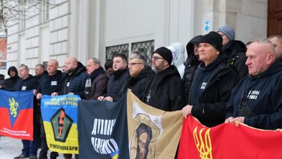 24 воїни зі всієї України вирушили на Святу гору Афон