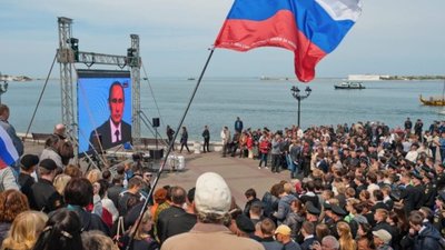 Кабмін до кінця літа закрив в'їзд до Криму і виїзд з нього