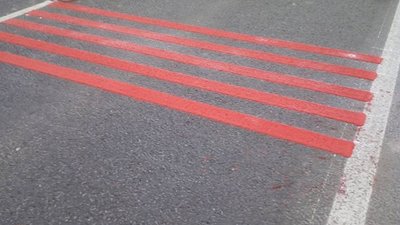 На дорогах Львівщини облаштовують переходи та шумові смуги
