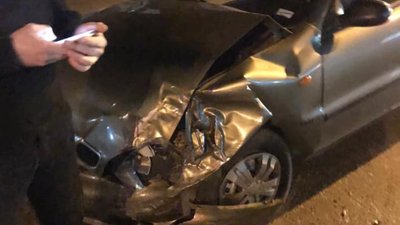 У Львові п’яний водій вилетів на перехрестя і травмував людей (ФОТО)