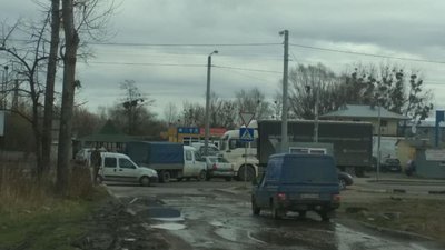 У Львові на Богданівській не розминулись автомобілі (ФОТО)