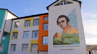 На Львівщині відкрили школу, яку будували 16 років