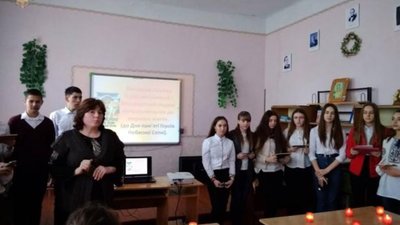 У школах Львівщини вшановують пам’ять Героїв Небесної Сотні