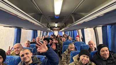 З російського полону повернули 150 наших захисників