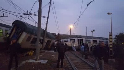В Італії зійшов з рейок потяг: двоє загиблих, десятки поранених