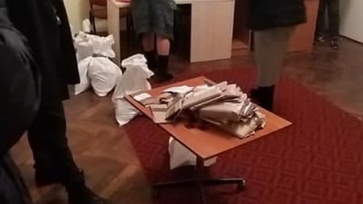 На Львівщині "Слуги народу" намагались сфальсифікувати вибори у Добромилі (ФОТО)