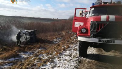 На Львівщині згорів автомобіль (ФОТО)