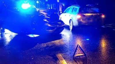 У Львові чоловік після протоколу за п’яне водіння перекинув автомобіль (ФОТО)