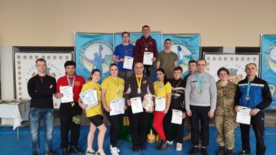 Кубок Львівщини з гирьового спорту завоювала команда Національної академії сухопутних військ