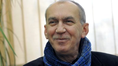 24 січня 1961 року у Львові народився український письменник Олександр Ірванець