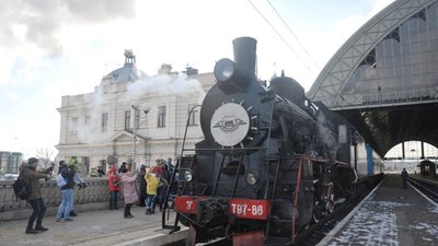 Туристична атракція на свята: залізниця запроваджує ретро-потяг зі Львова до Брюхович