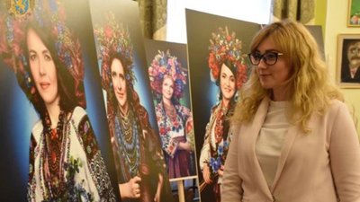 У Львівській ОДА презентували фотопроект "Багатодітне материнство"