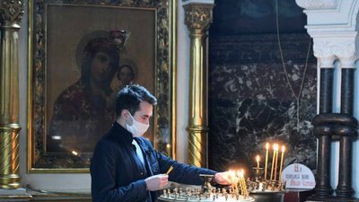 Шмигаль звинуватив церкву у розповсюдженні коронавірусу