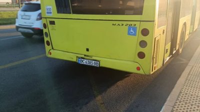 У Львові пасажири впали у маршрутці через різке гальмування