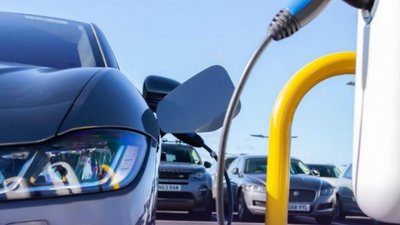 У Львові погодили розвиток мережі електрозарядних