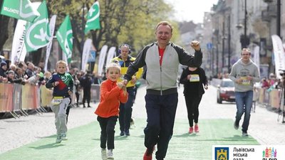 У Львові від Садового вимагатимуть відчинити фітнес-клуби