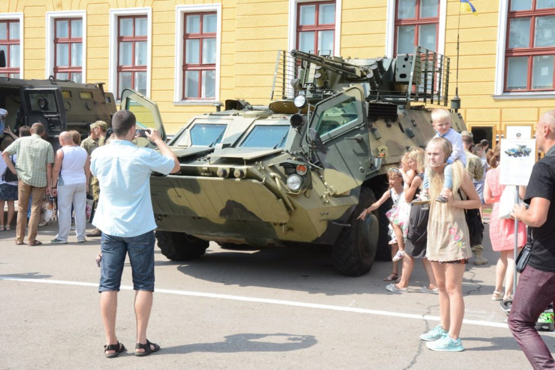 В Академії сухопутних військ організували день відкритих дверей